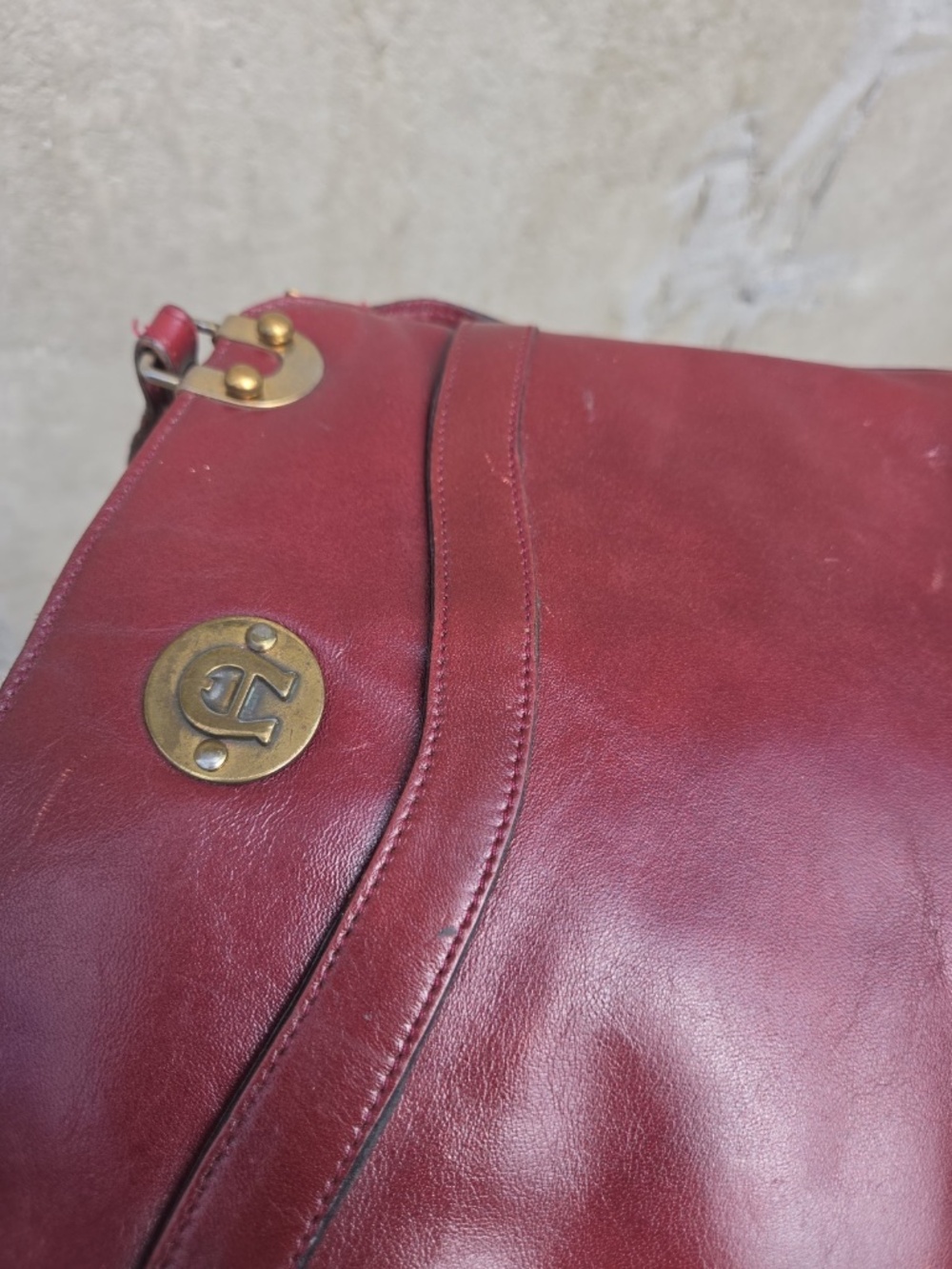 Vintage 70s Etienne Aigner Oxblood Leather Shoulder Bag Organizer Purse - Picture 4 of 16